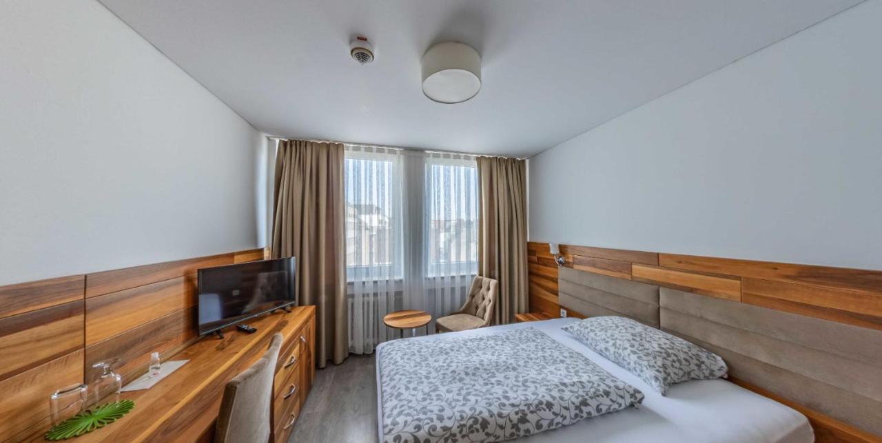 Bayrischer Hof Krefeld Ngoại thất bức ảnh