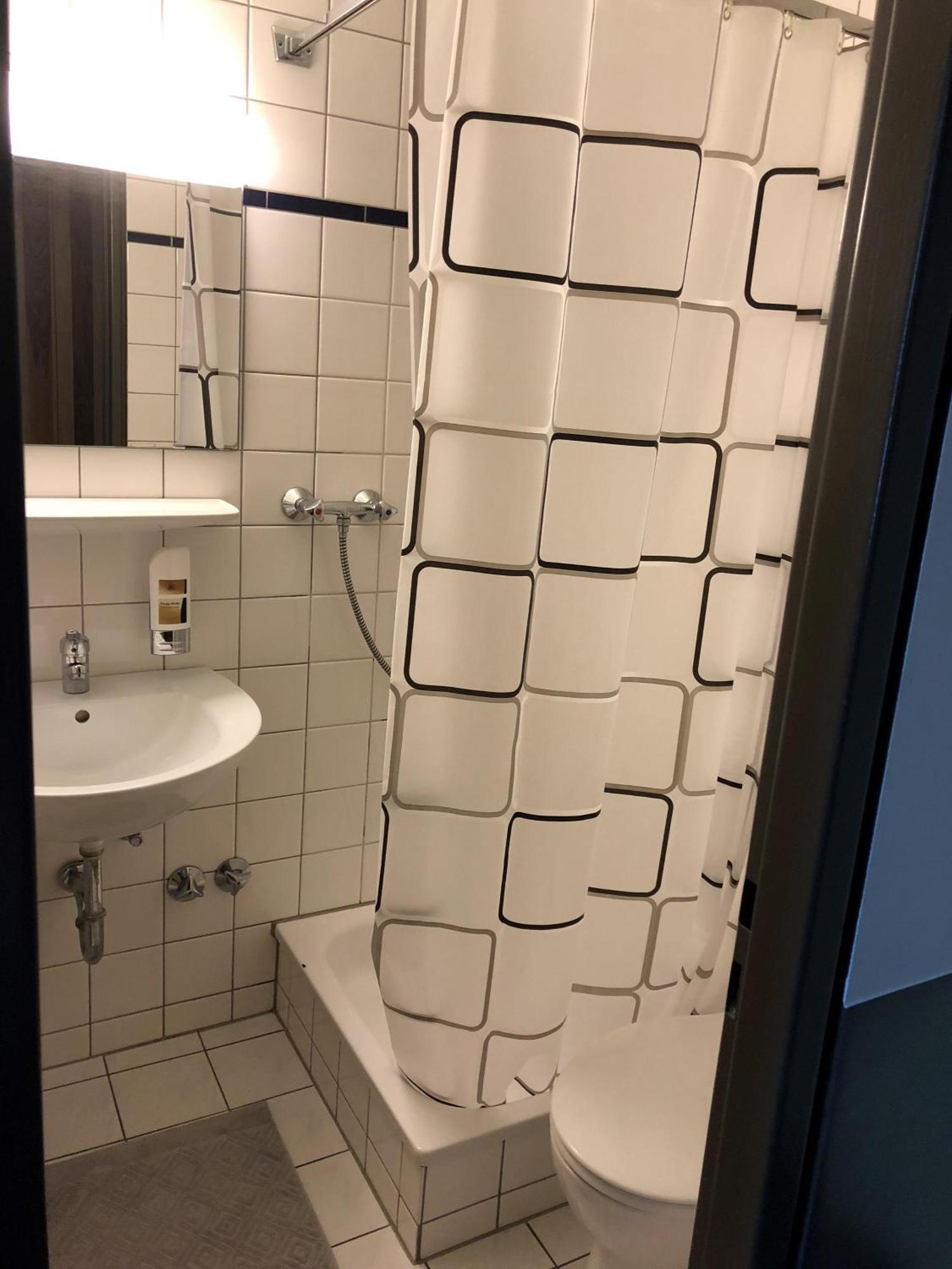 Bayrischer Hof Krefeld Phòng bức ảnh